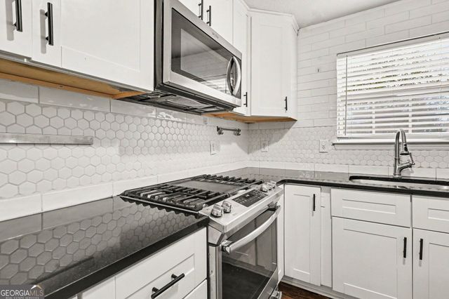 310 Parkview Place Drive, Mcdonough, GA 30253