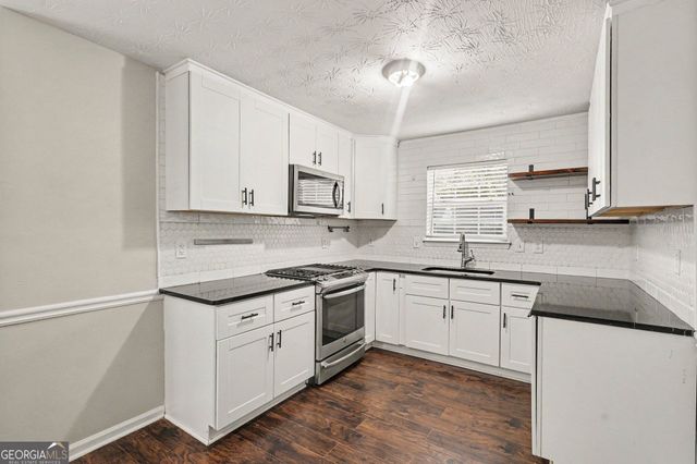 310 Parkview Place Drive, Mcdonough, GA 30253