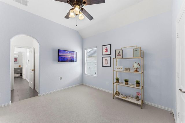 90 Spincaster Drive, The Woodlands, TX 77389