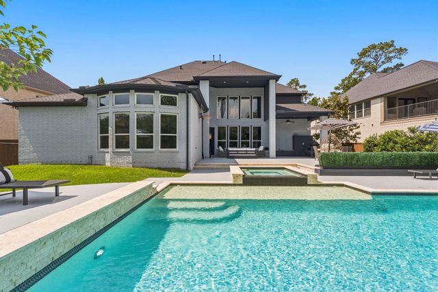 90 Spincaster Drive, The Woodlands, TX 77389