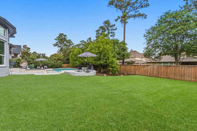 90 Spincaster Drive, The Woodlands, TX 77389