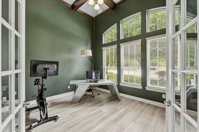 90 Spincaster Drive, The Woodlands, TX 77389