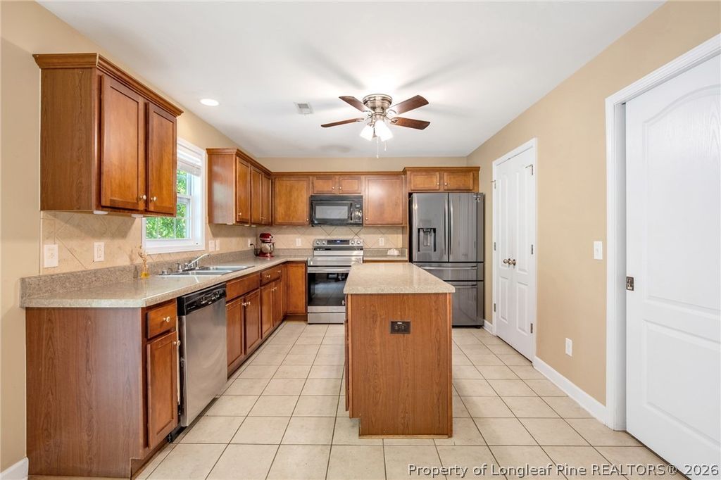 2904 Assurian Court, Fayetteville, NC 28306 — photo 12