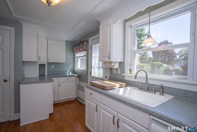 32 King Street, Old Saybrook, CT 06475
