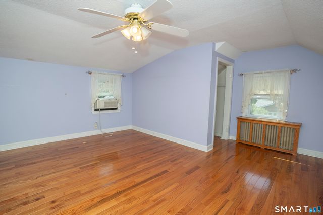 32 King Street, Old Saybrook, CT 06475
