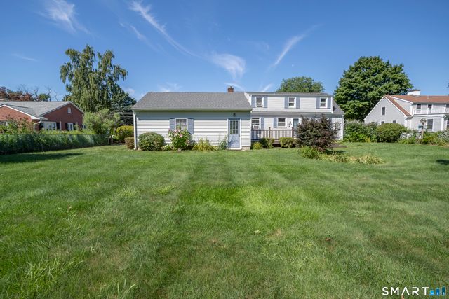 32 King Street, Old Saybrook, CT 06475