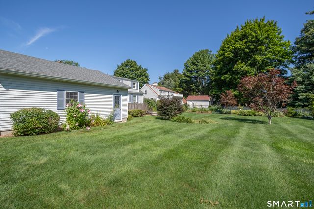 32 King Street, Old Saybrook, CT 06475