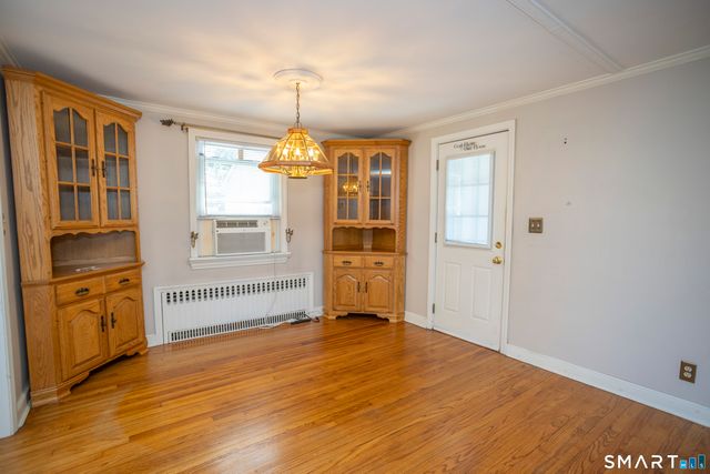 32 King Street, Old Saybrook, CT 06475