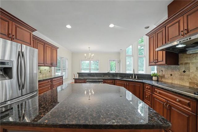2260 Bent Creek Manor, Alpharetta, GA 30005