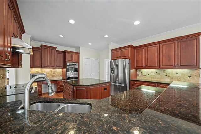 2260 Bent Creek Manor, Alpharetta, GA 30005