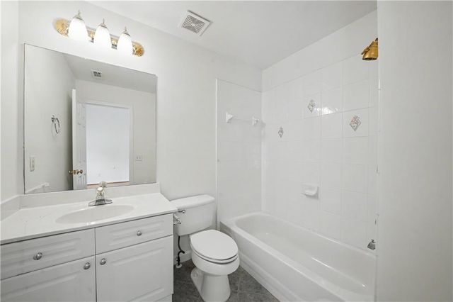 2260 Bent Creek Manor, Alpharetta, GA 30005