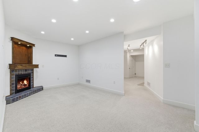 9398 Culross Court, Dublin, OH 43017