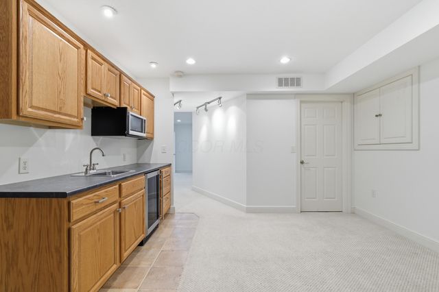 9398 Culross Court, Dublin, OH 43017