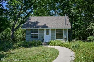 300 W Dewey Road, Owosso Charter Township, MI 48867