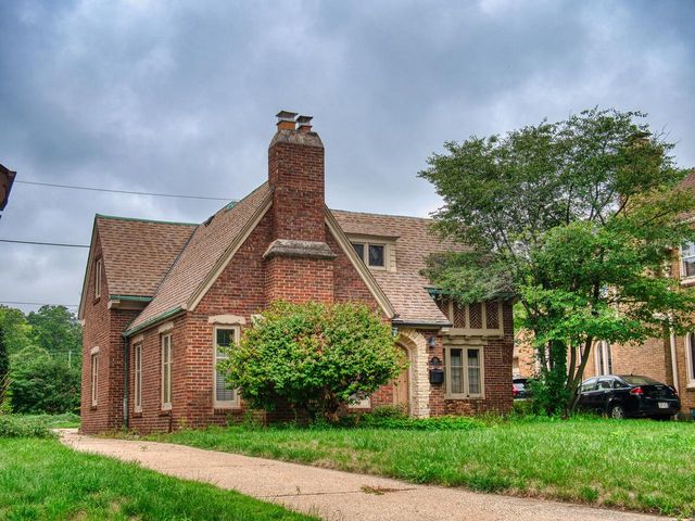 331 N 50th STREET, Milwaukee, WI 53208