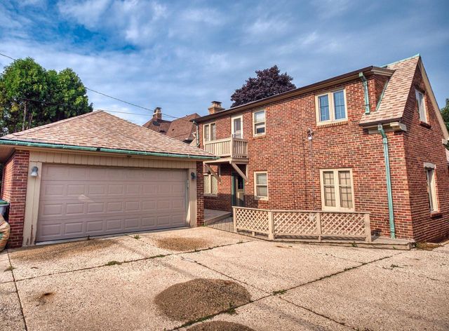 331 N 50th STREET, Milwaukee, WI 53208
