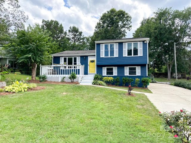 7812 Highbanks Court, Charlotte, NC 28212