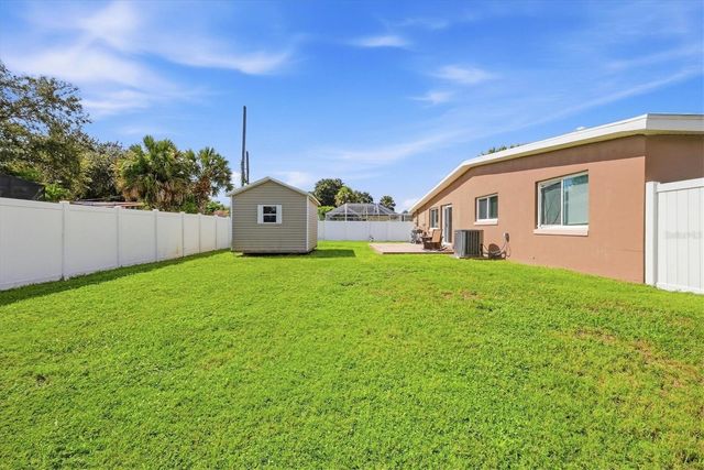 2424 WARNE STREET, Port Charlotte, FL 33952