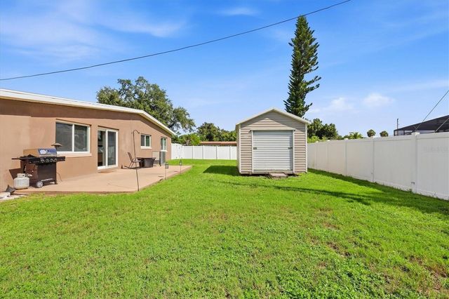 2424 WARNE STREET, Port Charlotte, FL 33952