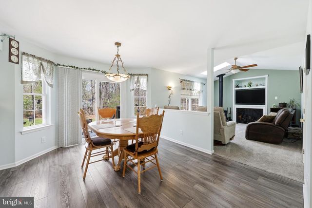 3202 OAKWOOD DR, Hammonton, NJ 08037