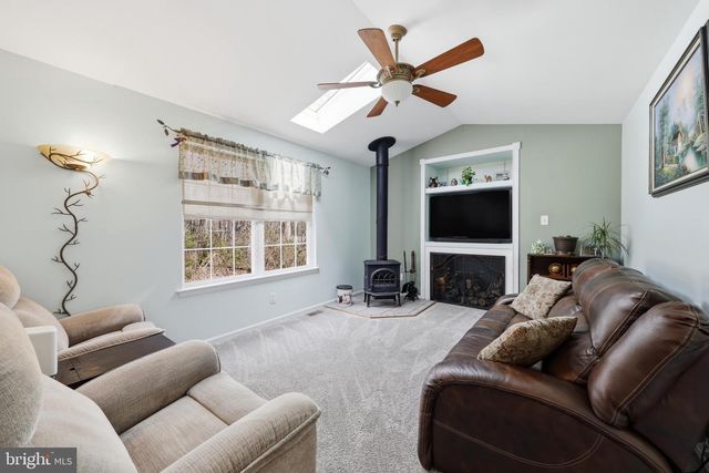 3202 OAKWOOD DR, Hammonton, NJ 08037
