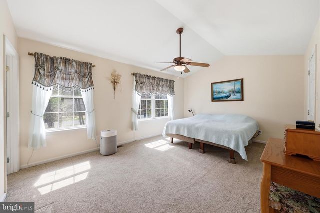 3202 OAKWOOD DR, Hammonton, NJ 08037