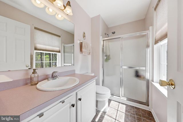 3202 OAKWOOD DR, Hammonton, NJ 08037