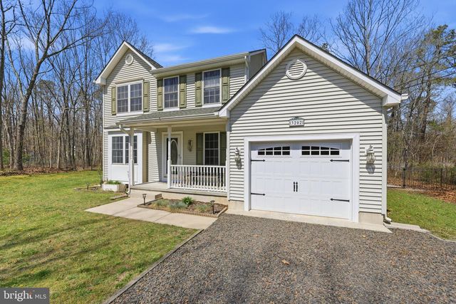 3202 OAKWOOD DR, Hammonton, NJ 08037