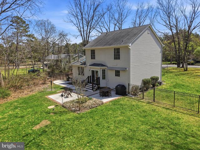 3202 OAKWOOD DR, Hammonton, NJ 08037
