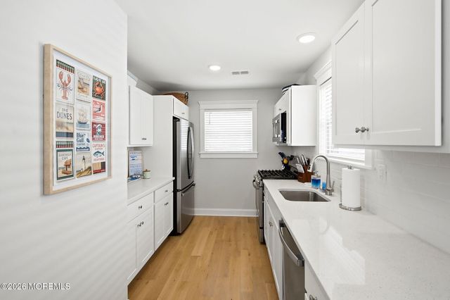 12 Shell Road, Mantoloking, NJ 08738