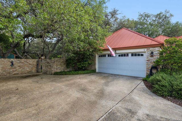109 LONG BOW RD, Shavano Park, TX 78231