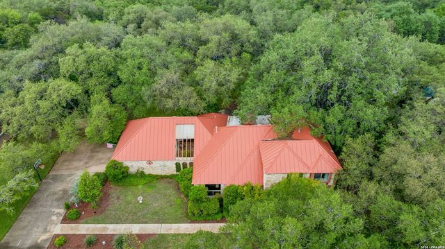 109 LONG BOW RD, Shavano Park, TX 78231