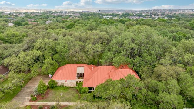 109 LONG BOW RD, Shavano Park, TX 78231