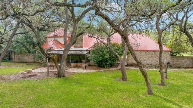 109 LONG BOW RD, Shavano Park, TX 78231