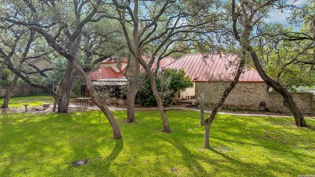 109 LONG BOW RD, Shavano Park, TX 78231