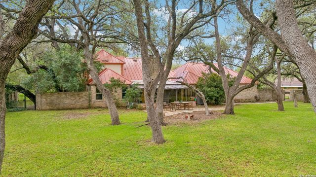 109 LONG BOW RD, Shavano Park, TX 78231