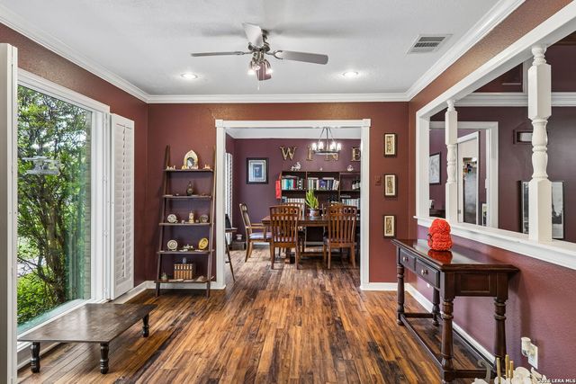 109 LONG BOW RD, Shavano Park, TX 78231