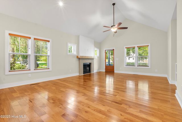 155 Piney Lane, Southern Pines, NC 28387