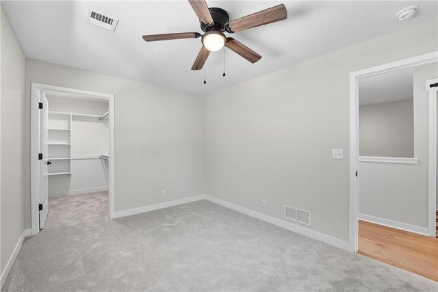 205 NW Orchard Court, Lee's Summit, MO 64063