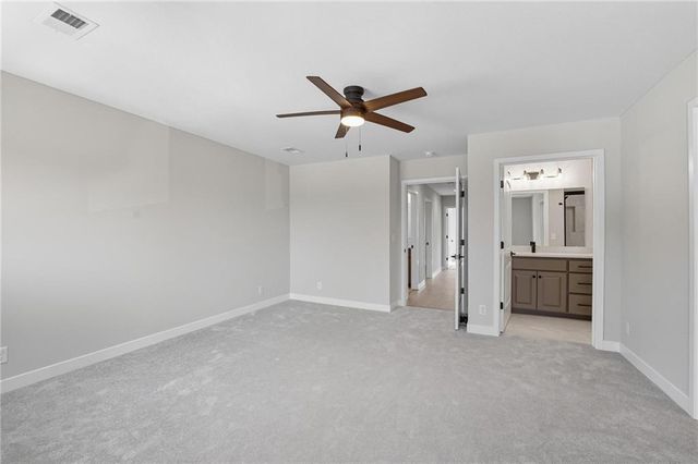 205 NW Orchard Court, Lee's Summit, MO 64063