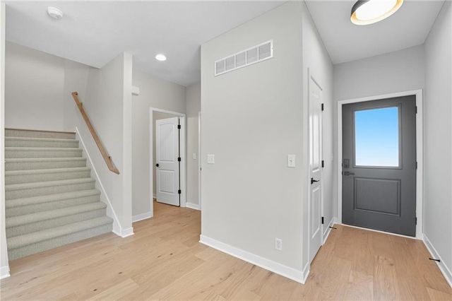 205 NW Orchard Court, Lee's Summit, MO 64063