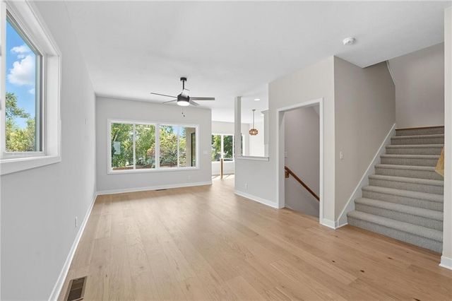 205 NW Orchard Court, Lee's Summit, MO 64063