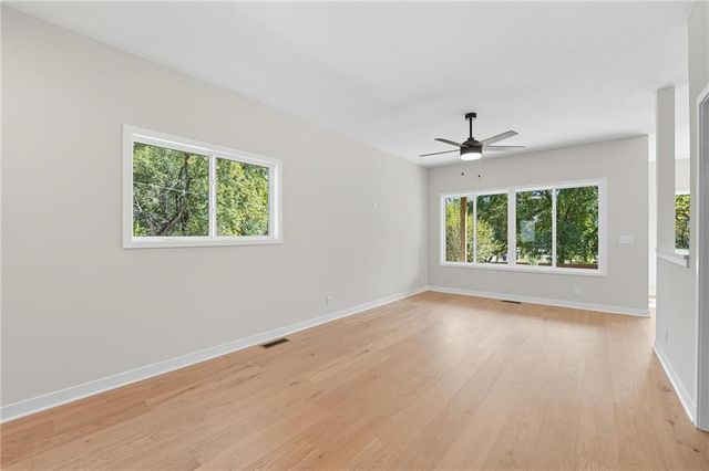 205 NW Orchard Court, Lee's Summit, MO 64063