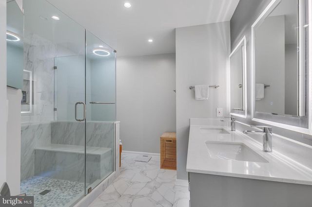 1507-D N COLONIAL TER, Arlington, VA 22209