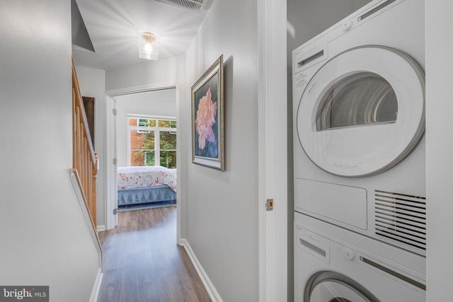 1507-D N COLONIAL TER, Arlington, VA 22209