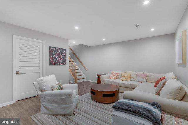 1507-D N COLONIAL TER, Arlington, VA 22209