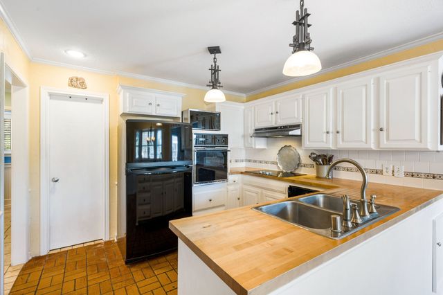 422 Ridge Crest Drive, Richardson, TX 75080