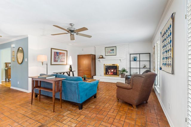 422 Ridge Crest Drive, Richardson, TX 75080