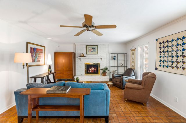 422 Ridge Crest Drive, Richardson, TX 75080