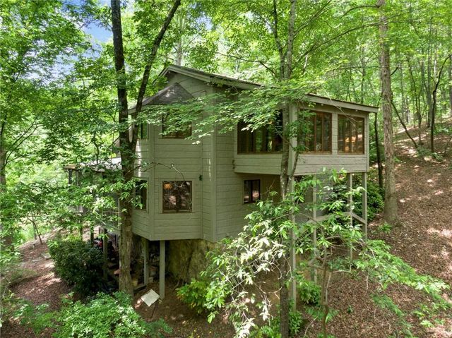 1402 Henderson Mountain Road, Jasper, GA 30143